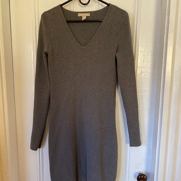 Banana Republic Dresses & Skirts - Banana Republic Fitted Sweater Dress